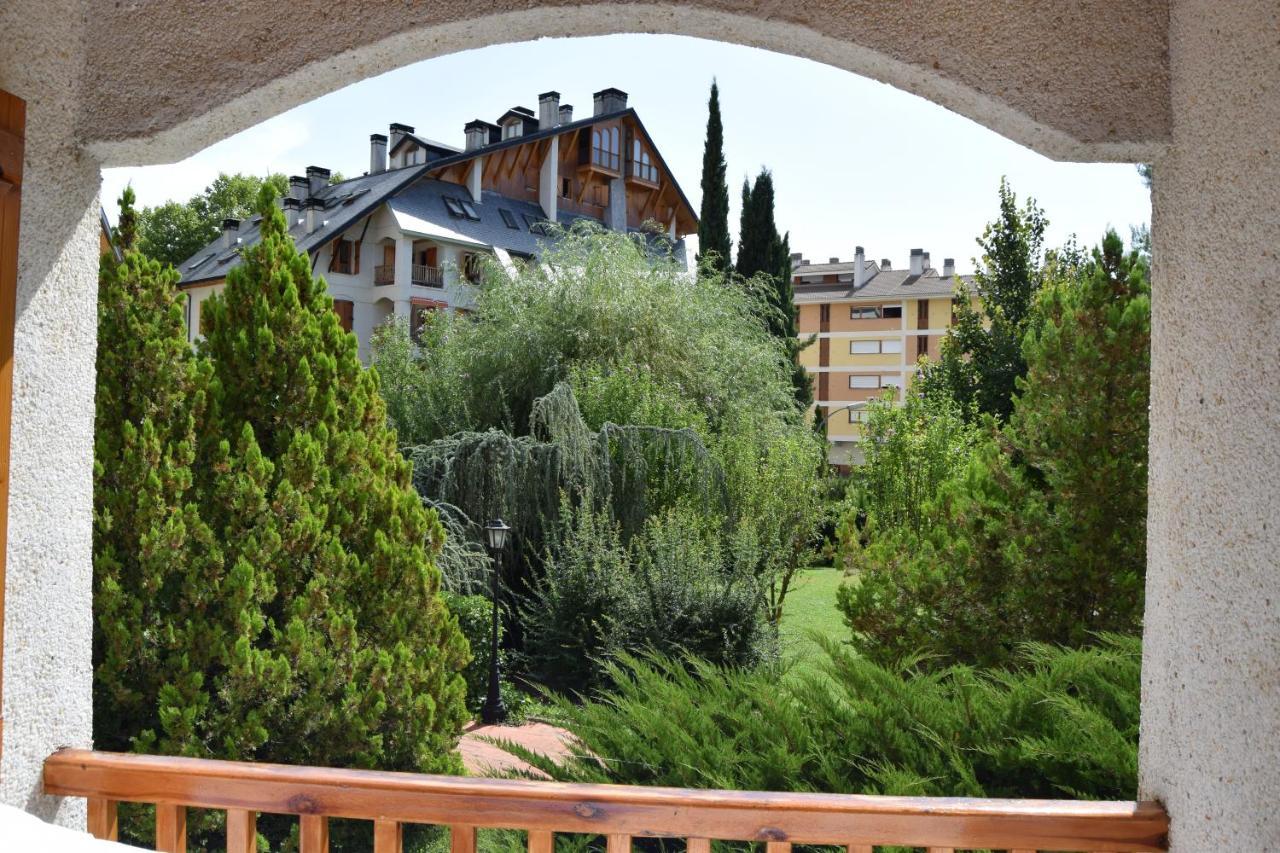Acogedor Apartamento Con Piscina Compartida Y Opcion A Parking ハカ エクステリア 写真